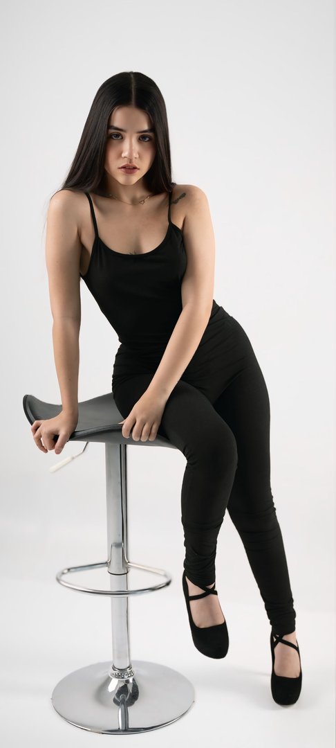 Publicación de Ana Liliam Mendez en HolliModels