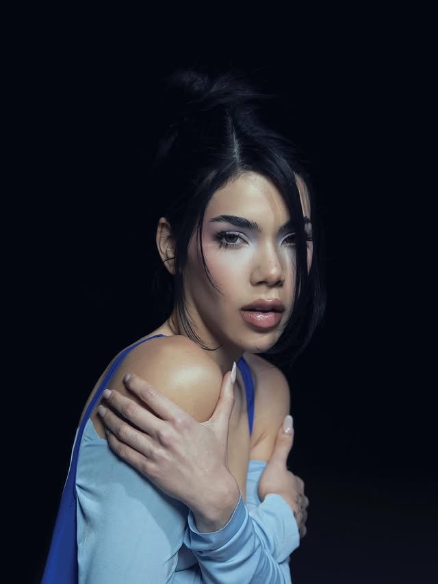 Publicación de Kenia Os en HolliModels