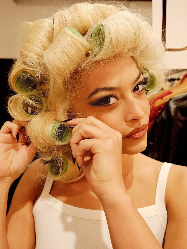 Publicación de W Magazine en HolliModels