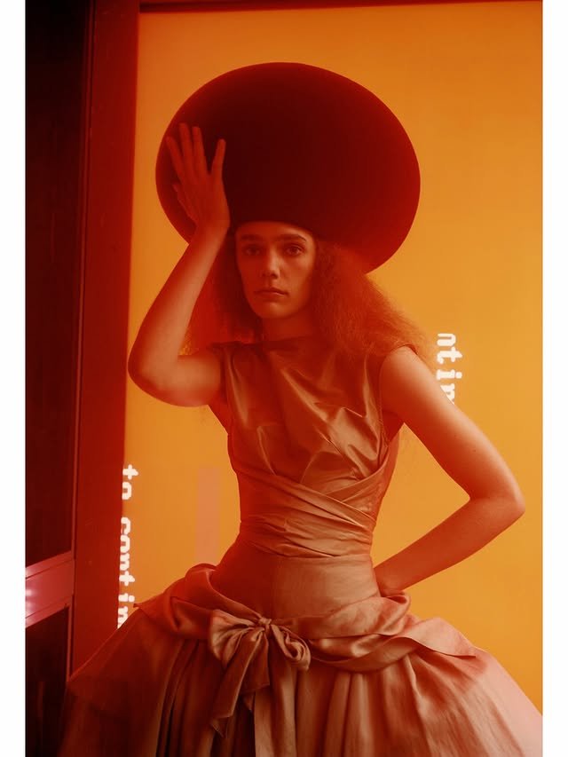 Publicación de W Magazine en HolliModels