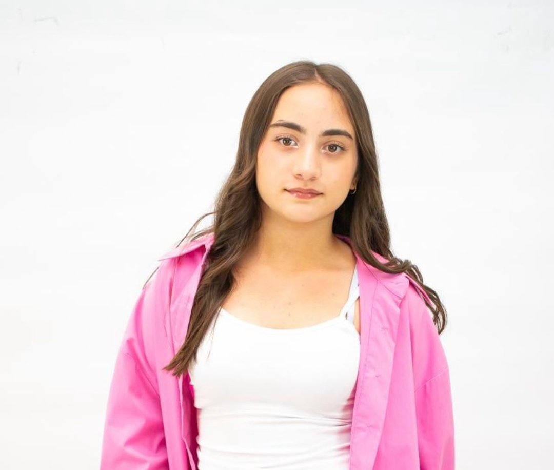 Publicación de Alma kalmoukofff en HolliModels