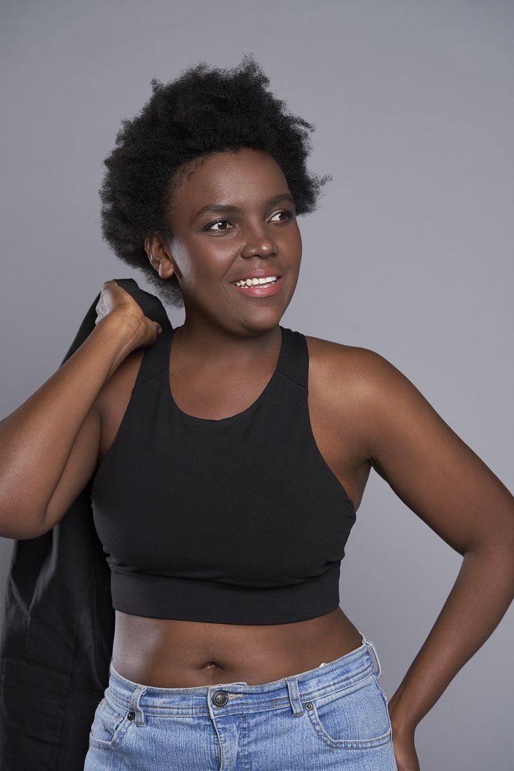 Publicación de Barbara Bazile en HolliModels