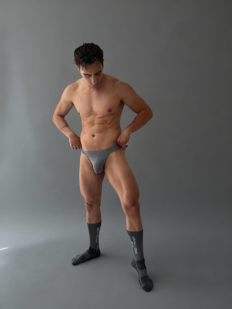 Publicación de Ángel  Hernández en HolliModels