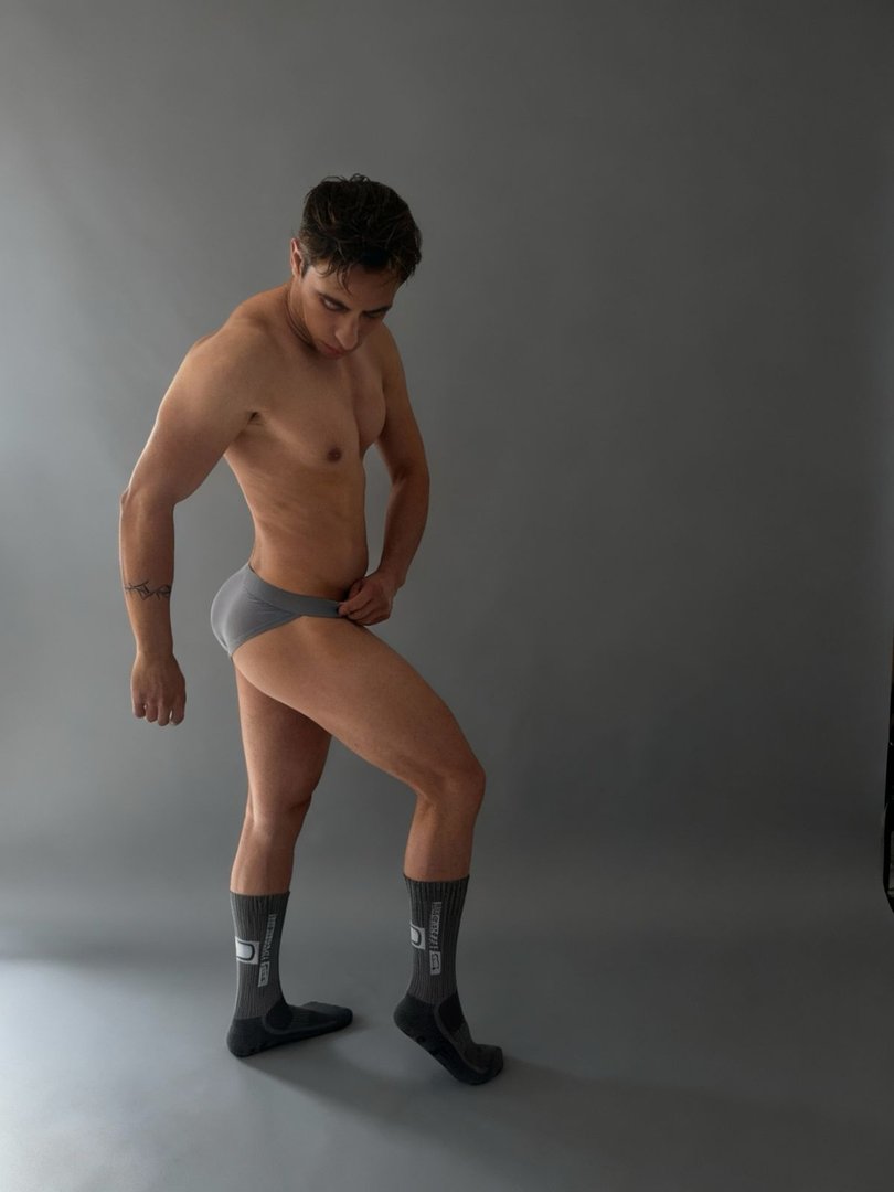 Publicación de Ángel  Hernández en HolliModels