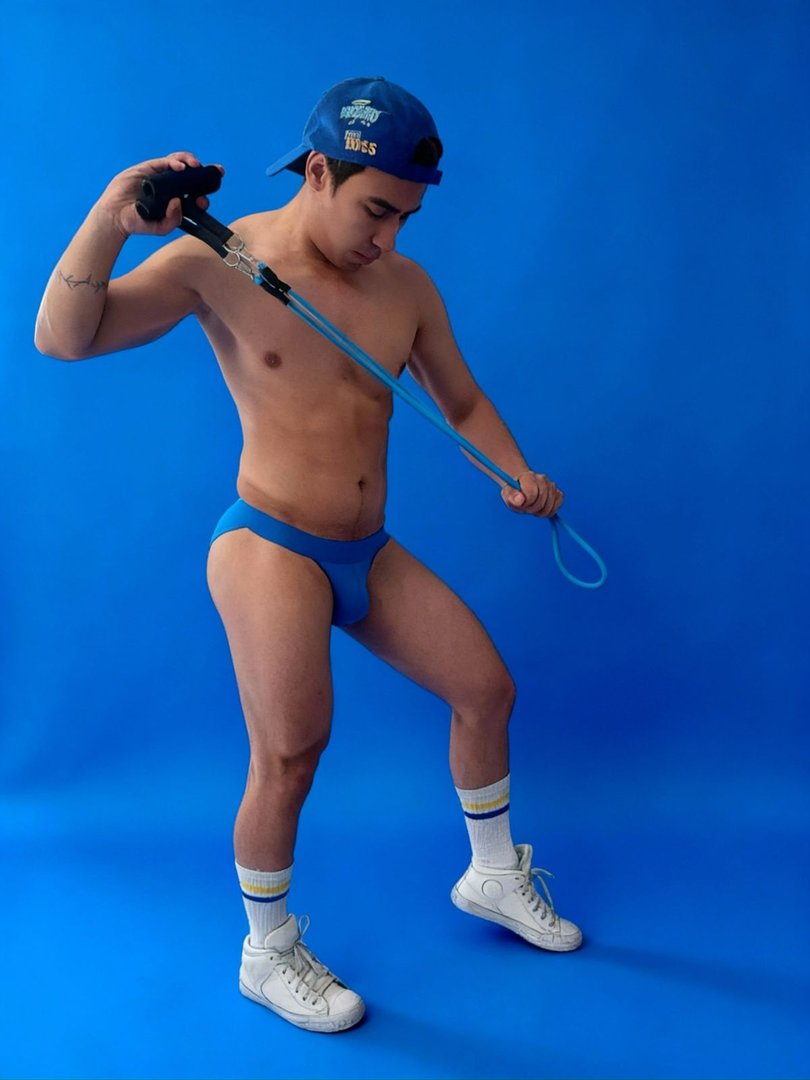 Publicación de Ángel  Hernández en HolliModels