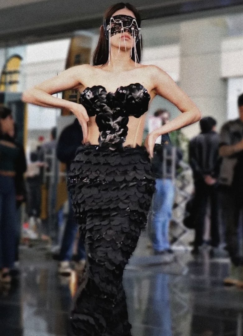 Publicación de Adriana Lucía Rojas Palma en HolliModels