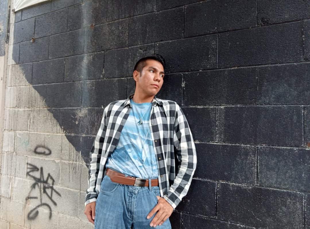 Publicación de Tristán Guzmán Lora en HolliModels