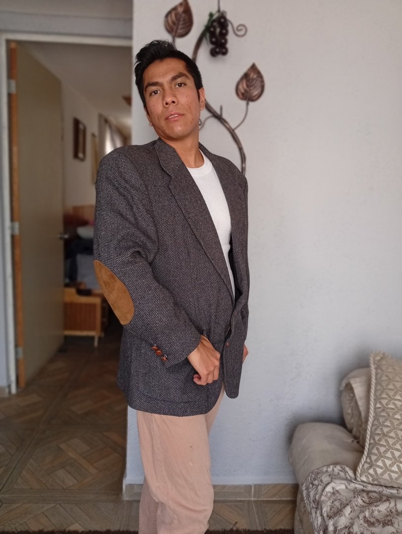 Publicación de Tristán Guzmán Lora en HolliModels