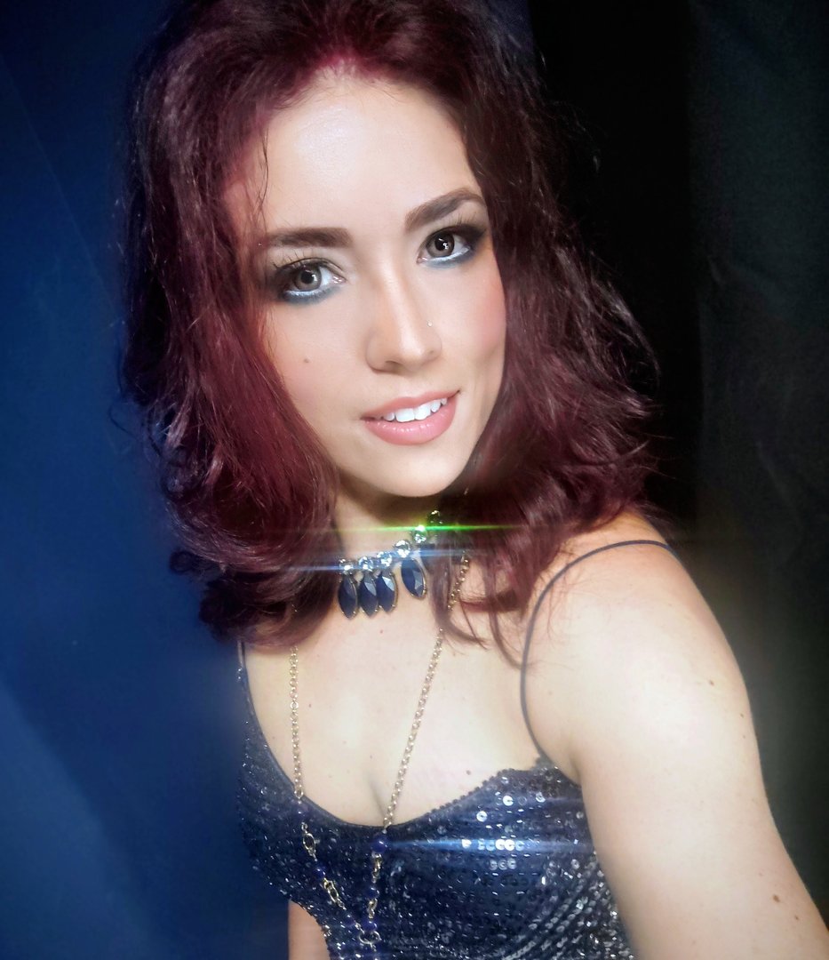 Publicación de Ronie de la Vega en HolliModels