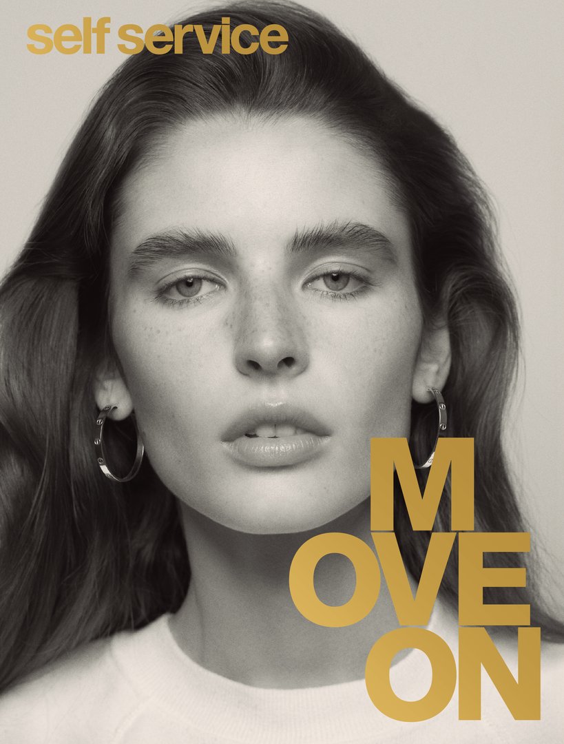 Publicación de Self Service Magazine en HolliModels