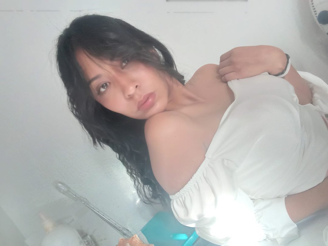 Publicación de Lady_D' en HolliModels