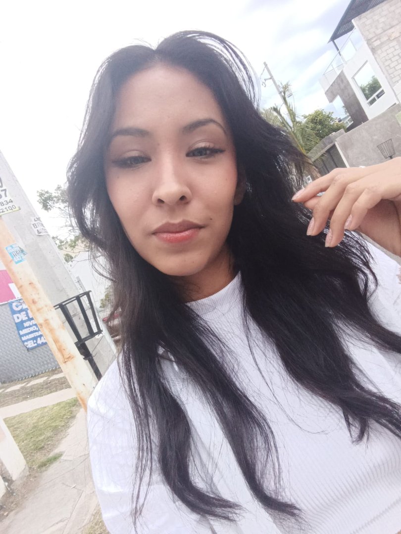 Publicación de Lady_D' en HolliModels