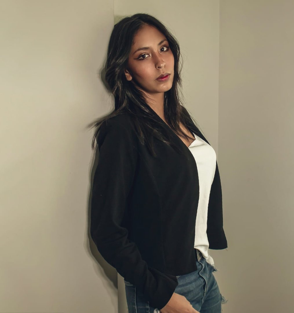 Publicación de Lady_D' en HolliModels