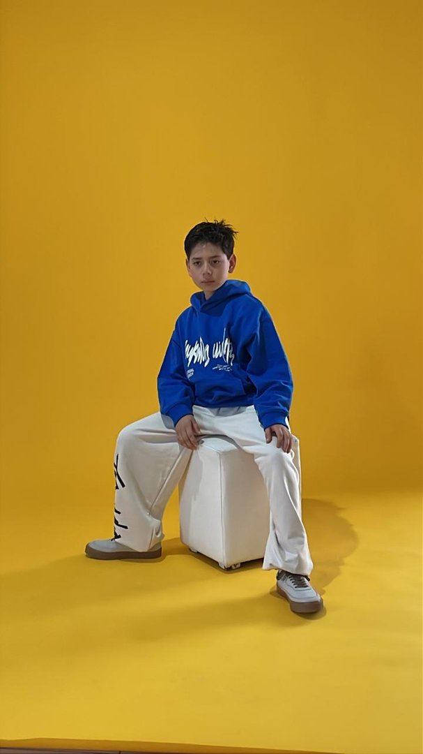 Publicación de Arturo en HolliModels