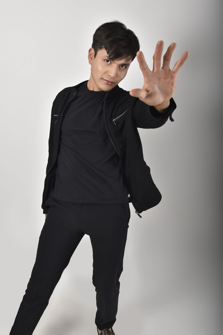 Publicación de José en HolliModels