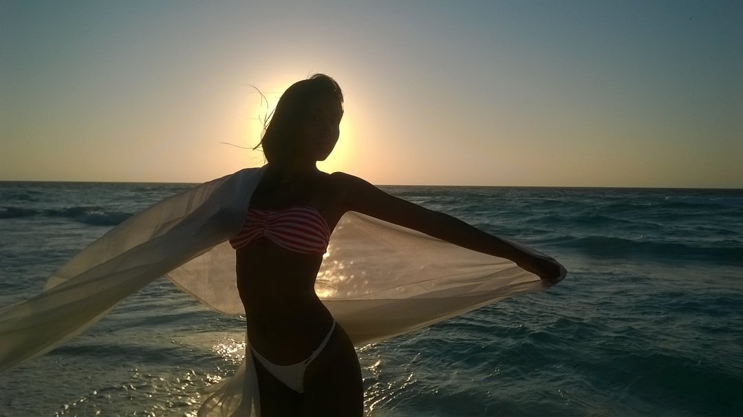 Publicación de Lady_D' en HolliModels