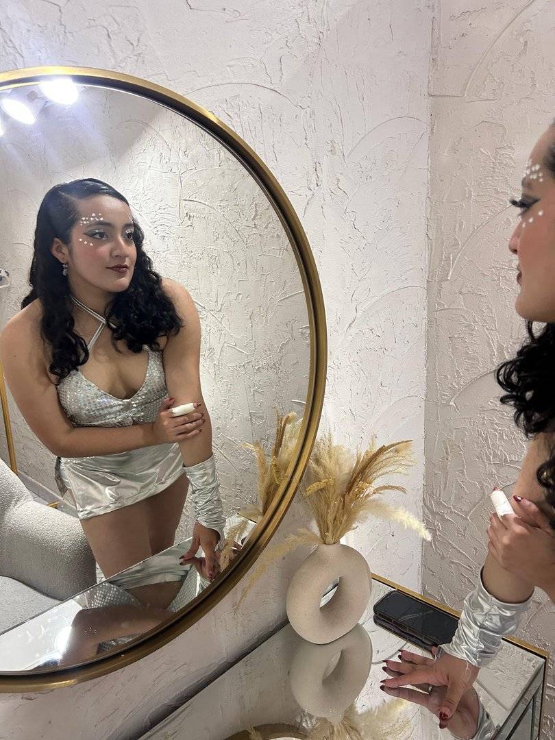 Publicación de Krissyan Leilani Zepeda Sánchez en HolliModels