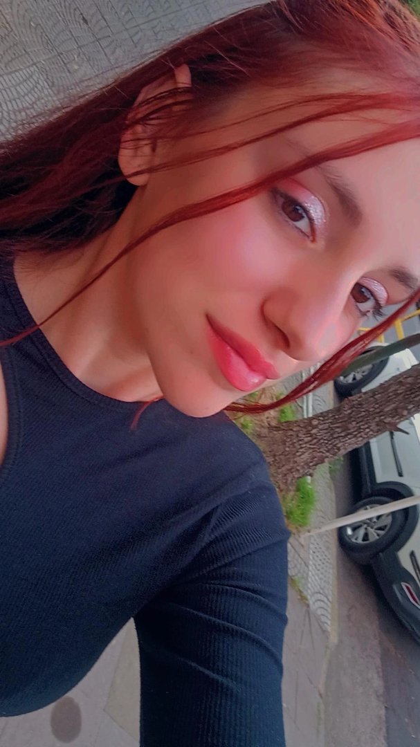 Publicación de Florencia karagenzian en HolliModels