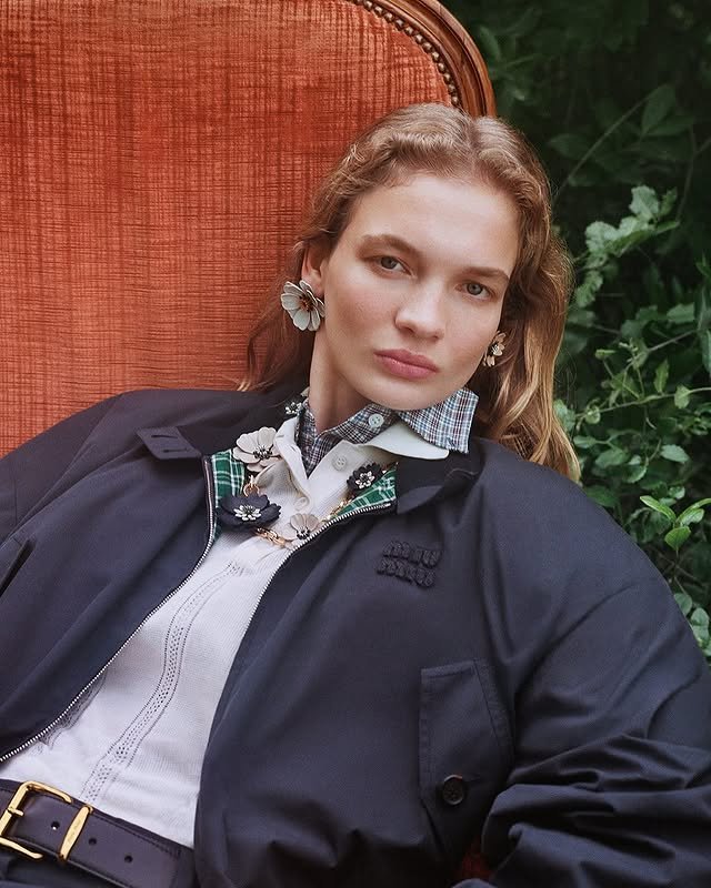 Publicación de Caitlin Tamsyn Soetendal en HolliModels