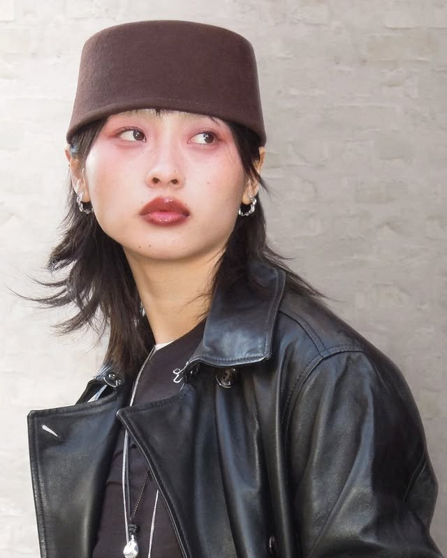Publicación de H&M en HolliModels