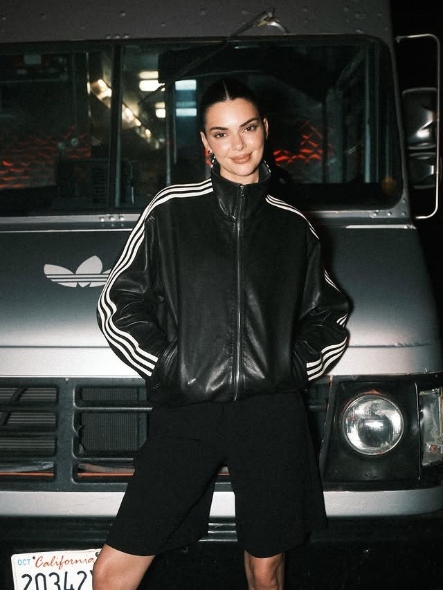 Publicación de adidas en HolliModels