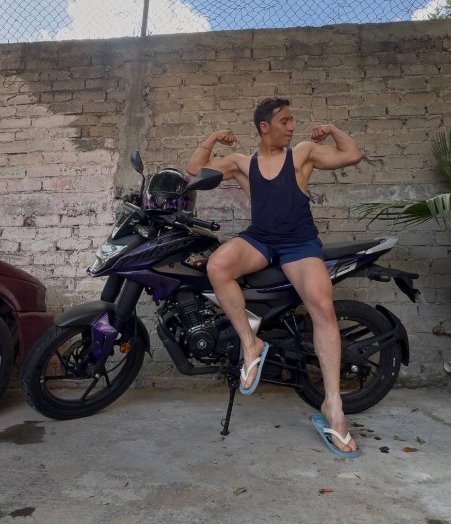 Publicación de Ángel  Hernández en HolliModels