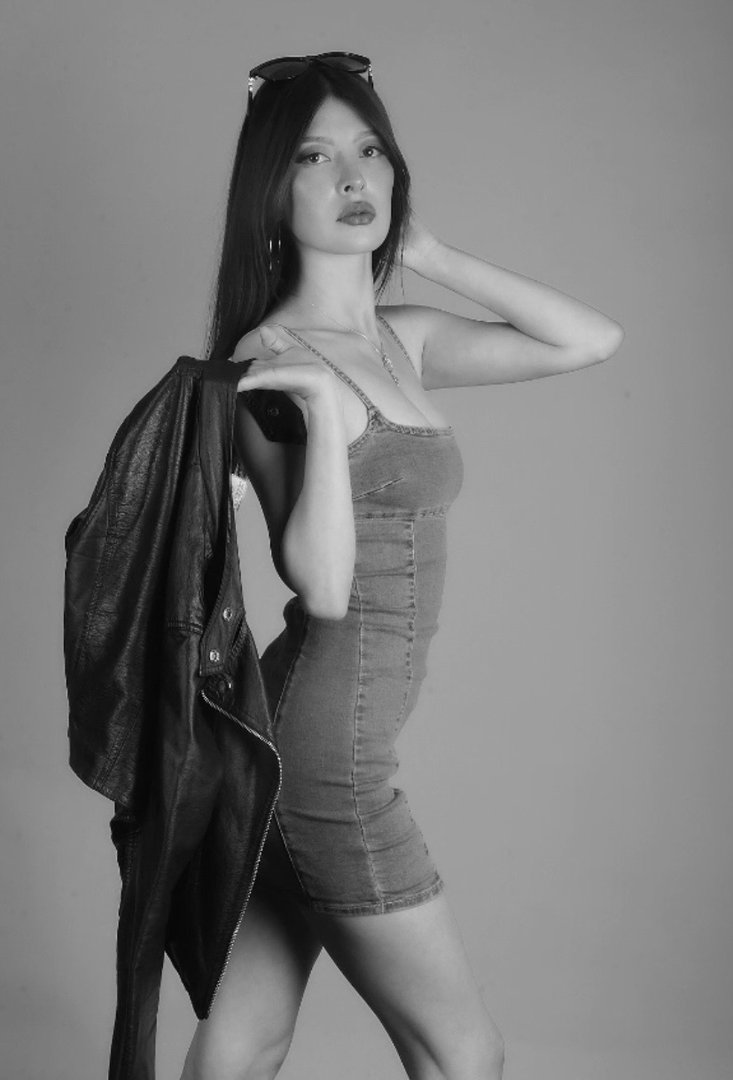 Publicación de Adriana Lucía Rojas Palma en HolliModels