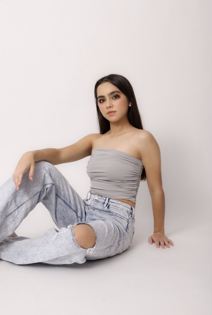 Publicación de Valentina Sáenz Becerra en HolliModels