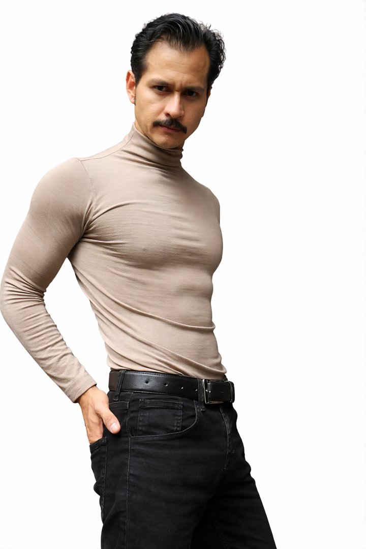 Publicación de Cristian Domínguez Hernández en HolliModels