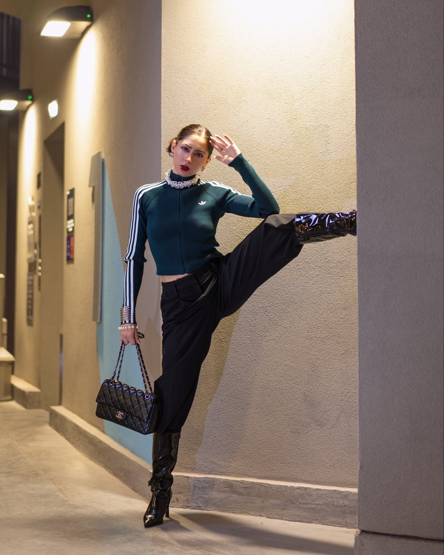 Publicación de Sofia Salinas en HolliModels
