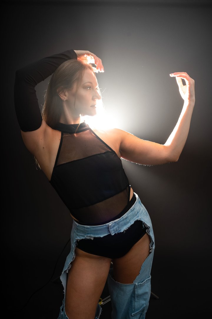 Publicación de Mónica David Bortos en HolliModels