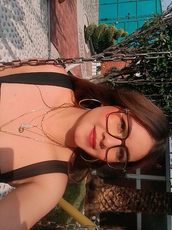 Publicación de Flores Sánchez Melani Xiadani en HolliModels