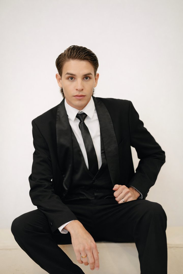 Publicación de Mauricio Matiah en HolliModels