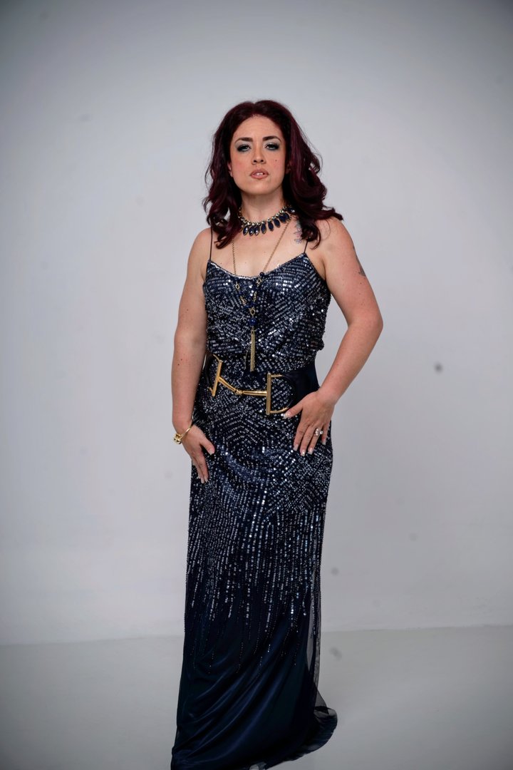Publicación de Ronie de la Vega en HolliModels