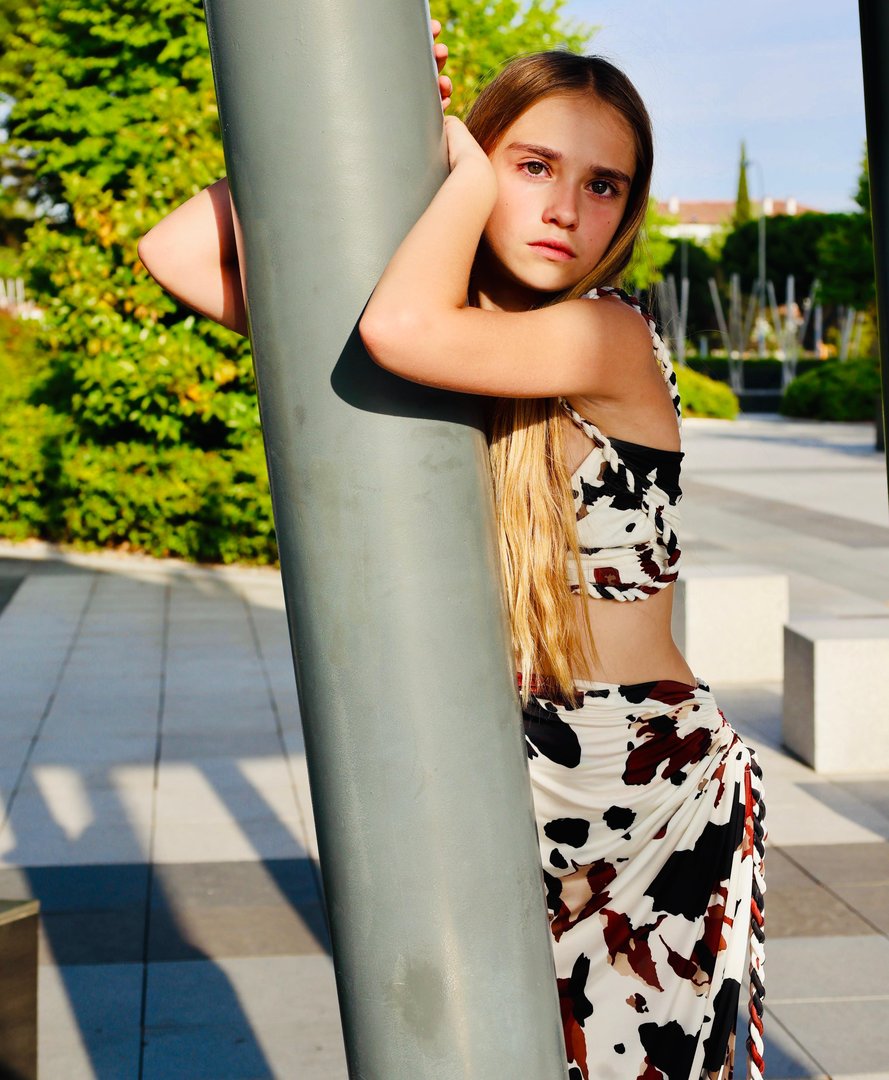 Publicación de Cristina en HolliModels