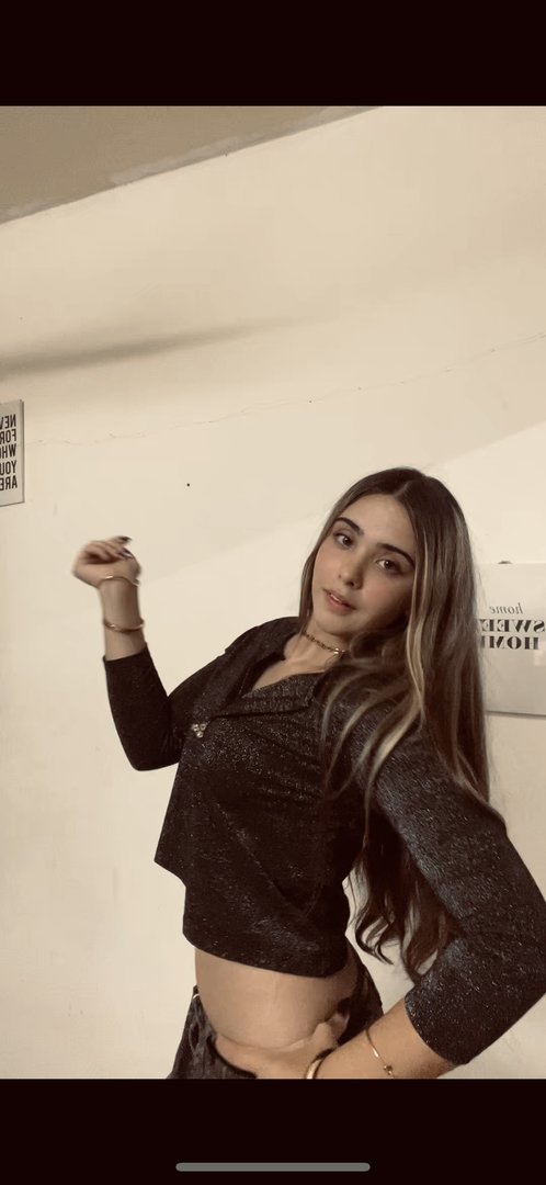 Publicación de Darlene Rush en HolliModels