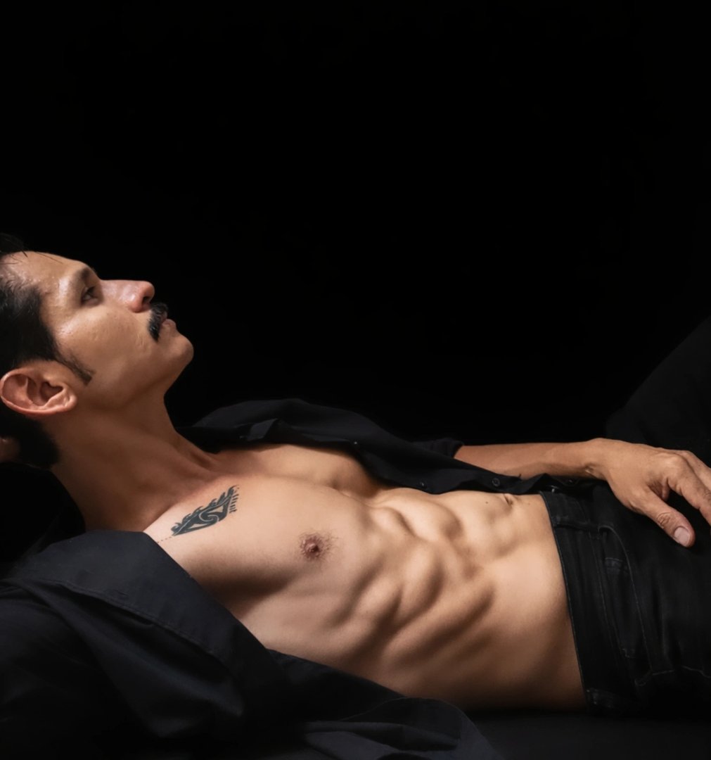 Publicación de Cristian Domínguez Hernández en HolliModels