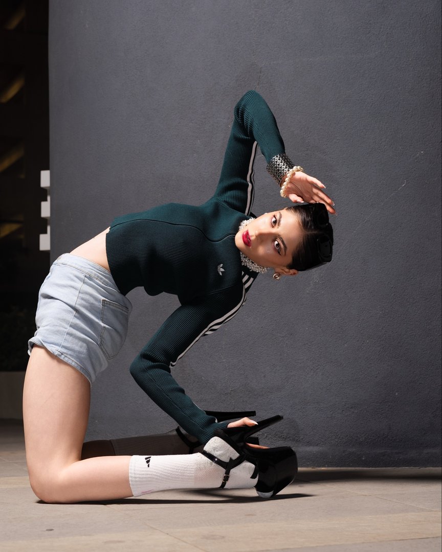 Publicación de Sofia Salinas en HolliModels