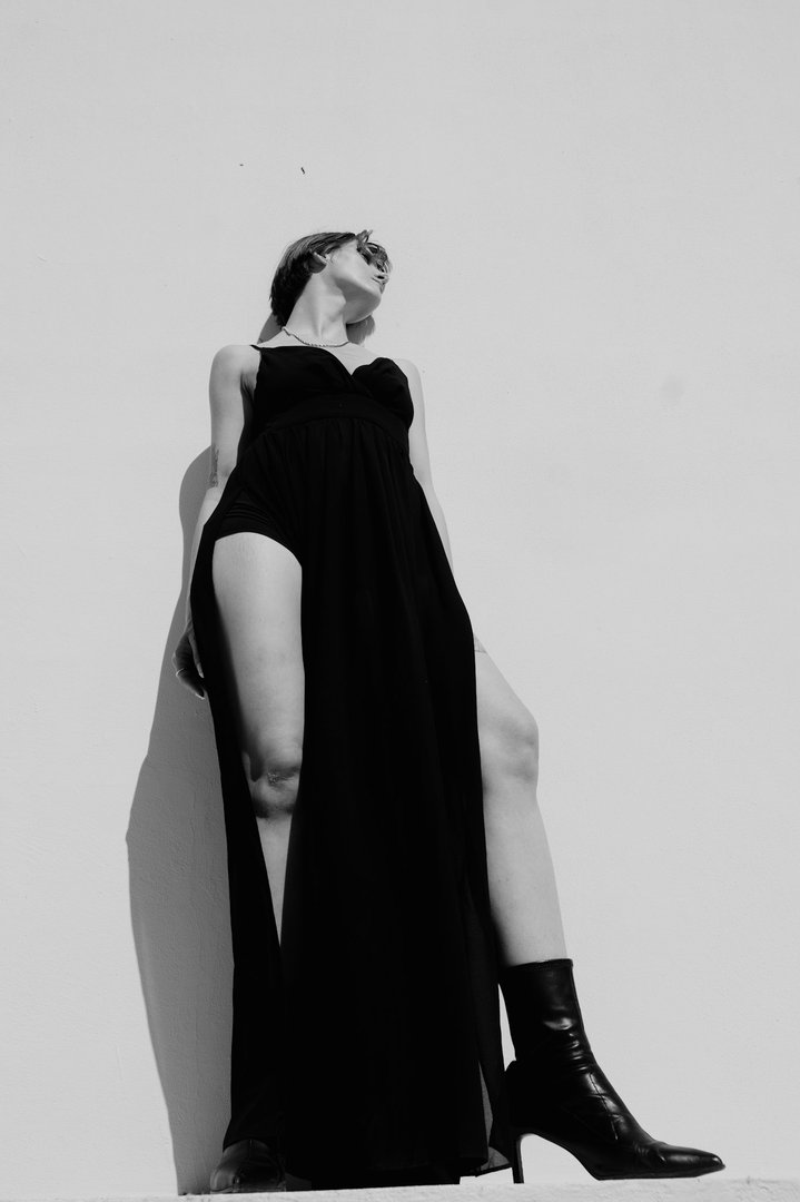 Publicación de Belén encinas en HolliModels