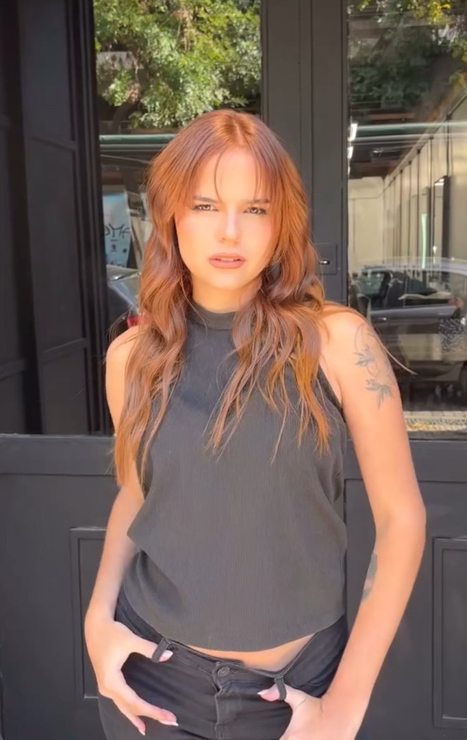 Publicación de Loana Alaya en HolliModels