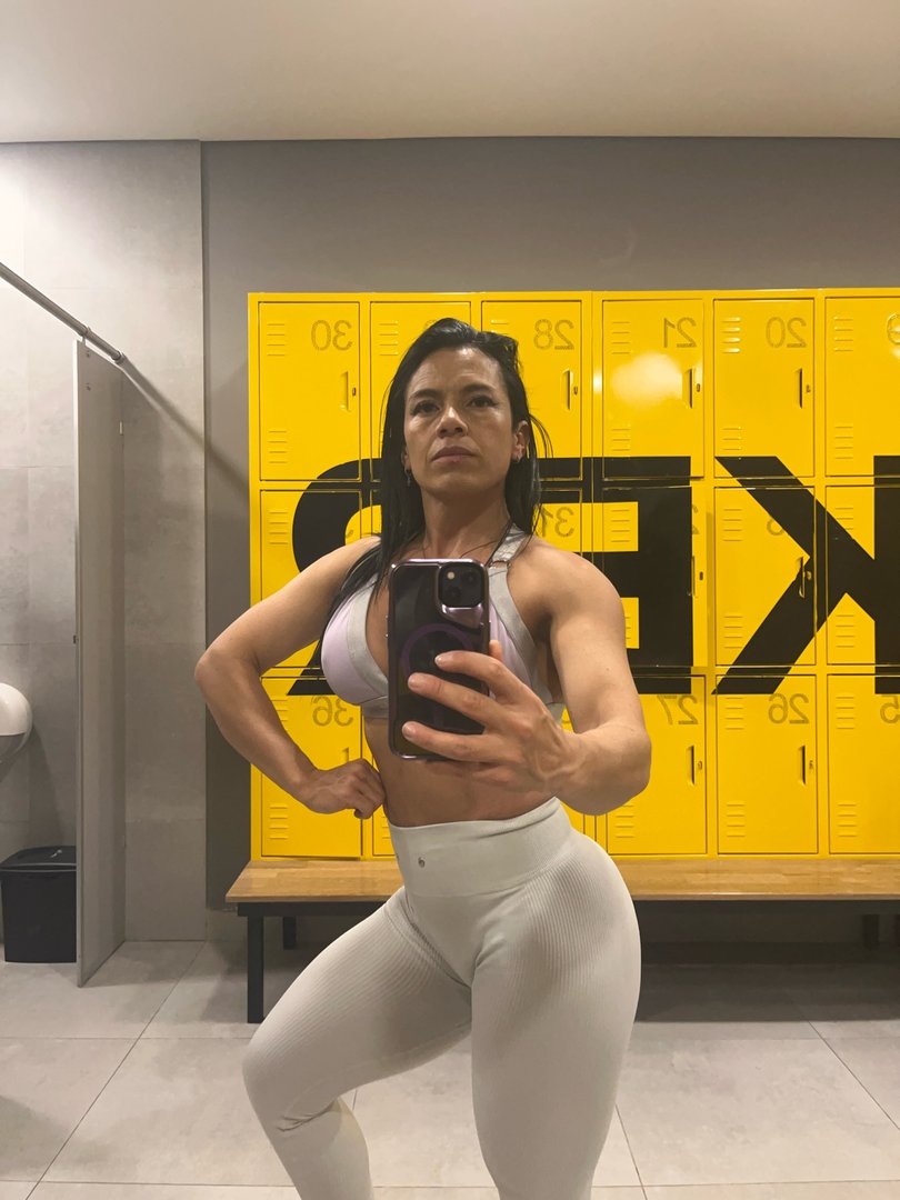 Publicación de Martha Acero en HolliModels