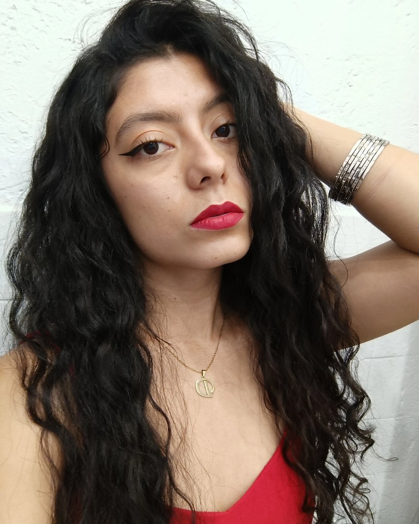 Publicación de Diana Granados en HolliModels