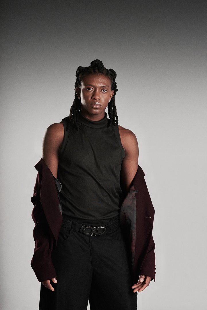 Publicación de COLLIN OSNER BERNADET en HolliModels