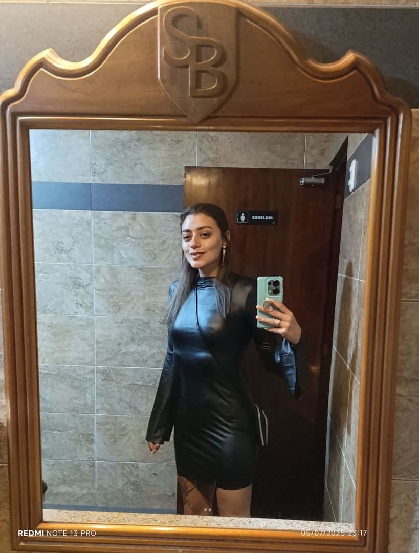 Publicación de paola garcia en HolliModels