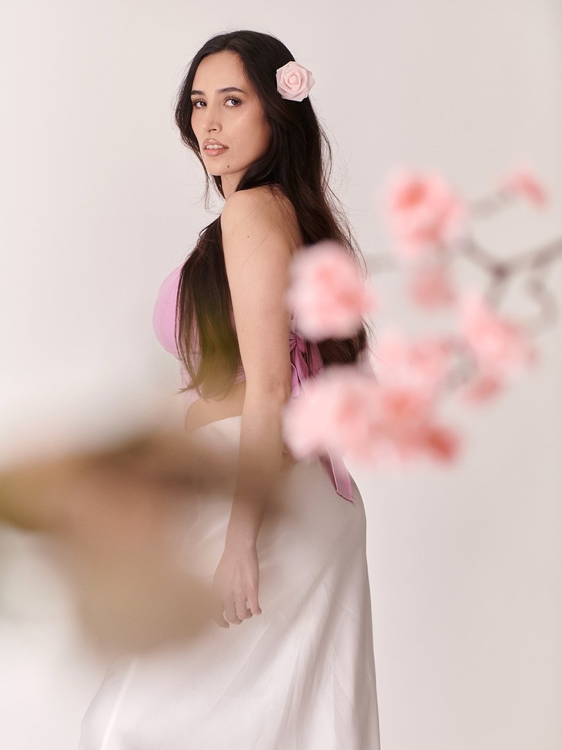 Publicación de Paola Gracia en HolliModels