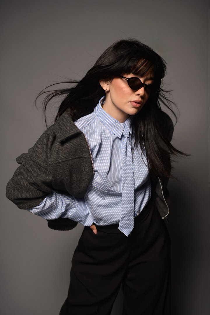Publicación de Alhe Silva en HolliModels