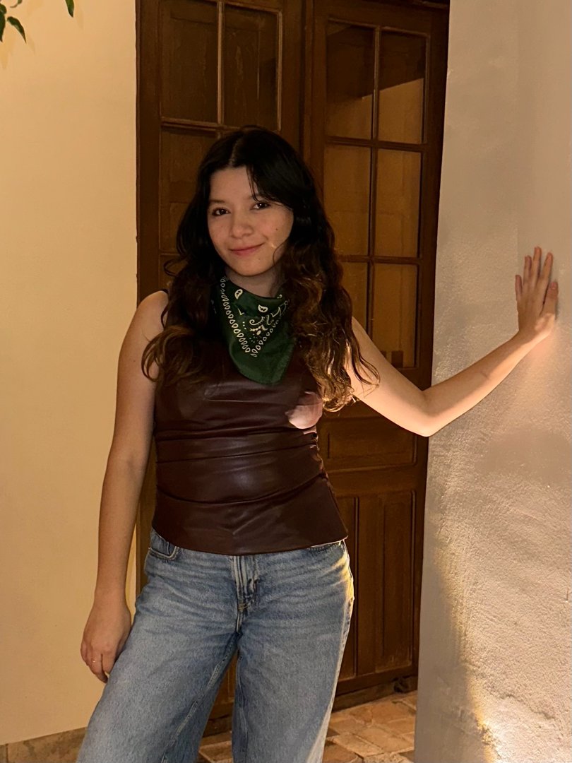 Publicación de Esthefania en HolliModels