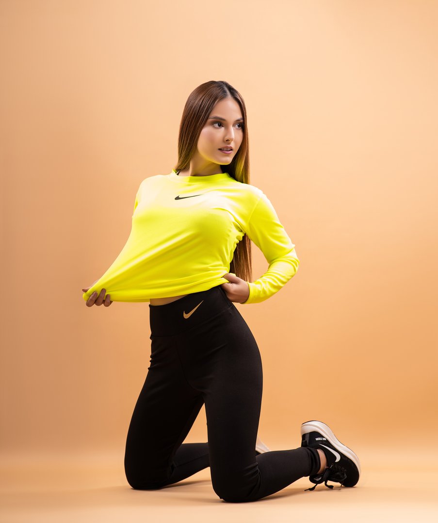 Publicación de Aurora en HolliModels