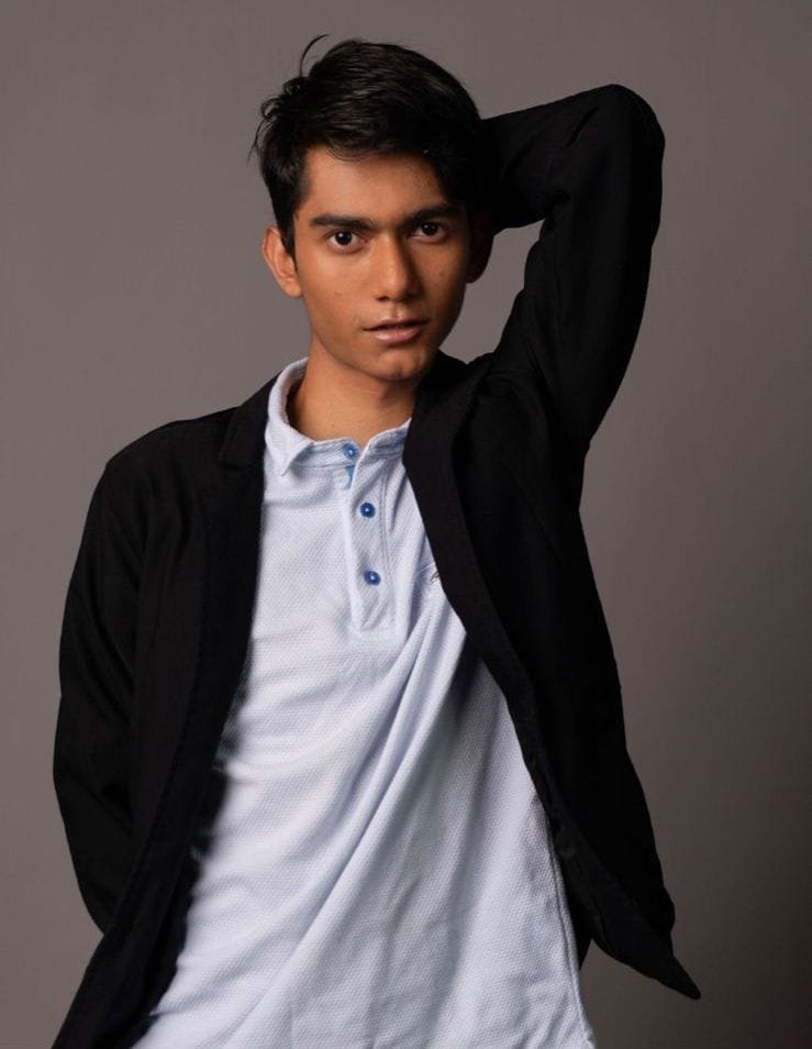 Publicación de Juan Manuel maecha huertas en HolliModels