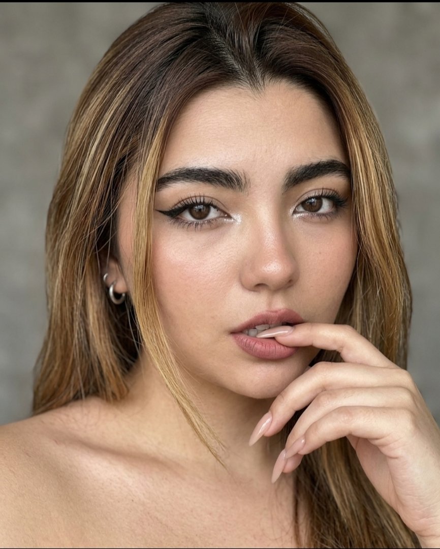 Publicación de Juliet Olvera en HolliModels